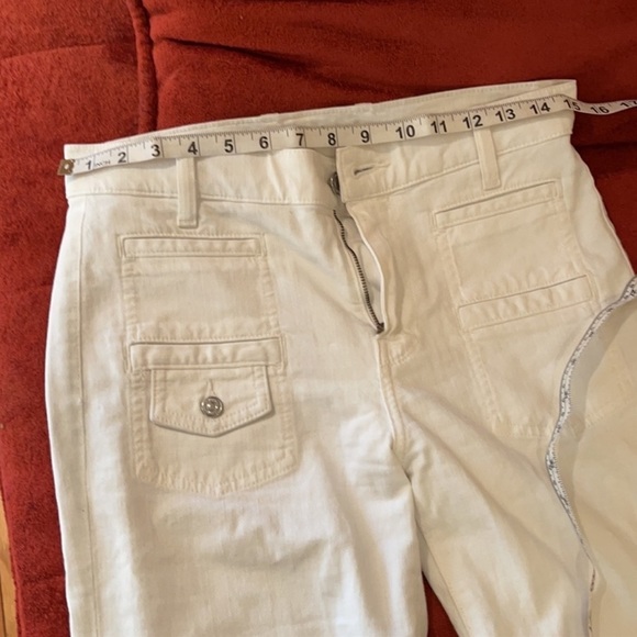 7 for all Mankind white flare jeans, some slight stains as shown. Size 27 - Picture 10 of 14